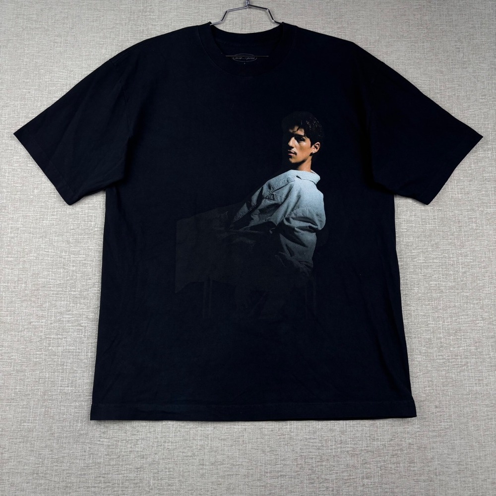 Omar Apollo Graphic T-Shirt Mens Large Black Short Sleeve Portrait Concert Tee